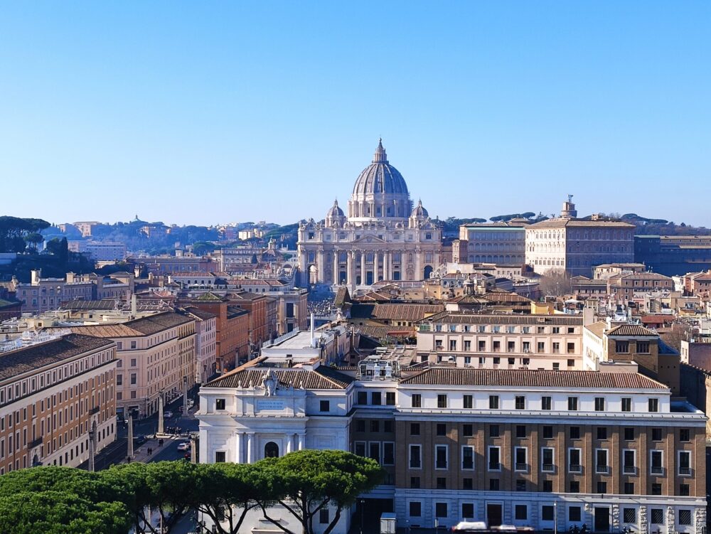 Al momento stai visualizzando ROMA: CAPITALE DEL MONDO DI IERI E DI OGGI